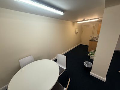 Unit 4 Lovely Lane, Warrington, Office / Retail To Let - 4.jpg