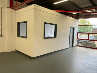 124 Tanners Drive, Milton Keynes, Industrial / Warehouse To Let - IMG_2118.JPEG