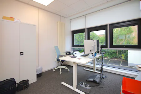 Unit 17, Block 2 Northwood Court, Dublin 9, Investment For Sale - Office 4.jpg