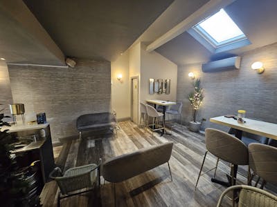 170 Bury New Road, Manchester, Leisure / Retail For Sale - 20260112_132209.jpg