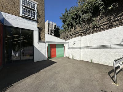 Arches 475-479 Hinton Road, Brixton, Industrial To Let - 20240729_144904256_iOS.jpg