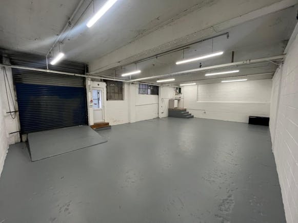 Unit 6P, Atlas Business Centre, Staples Corner, Industrial / Warehouse To Let - WhatsApp Image 2026-01-27 at 09.34.08 (3).jpeg