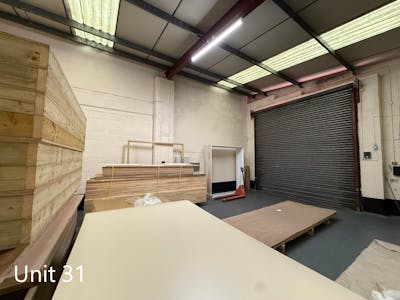 Queens Court Trading Estate, West Bromwich, Industrial / Warehouse To Let - Photo 25-02-2026, 13 36 02.jpg