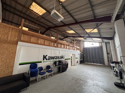 22A Oxford Road, Yeovil, Industrial/Logistics / Office For Sale - IMG_2640.jpeg