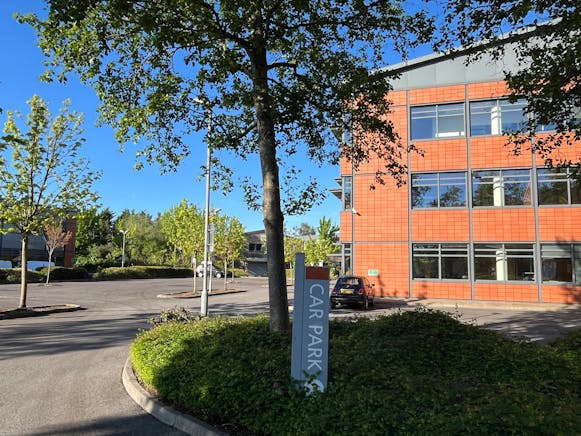 3 Globeside, Fieldhouse Lane, Marlow, Offices To Let - IMG_4812.JPG