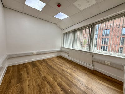 St Paul's Cottages, Birmingham, Office To Let - Photo 07082025 13 29 07.jpg