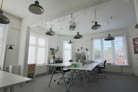 292 Wimborne Road, Bournemouth, Office To Let - IMG_4905.JPG