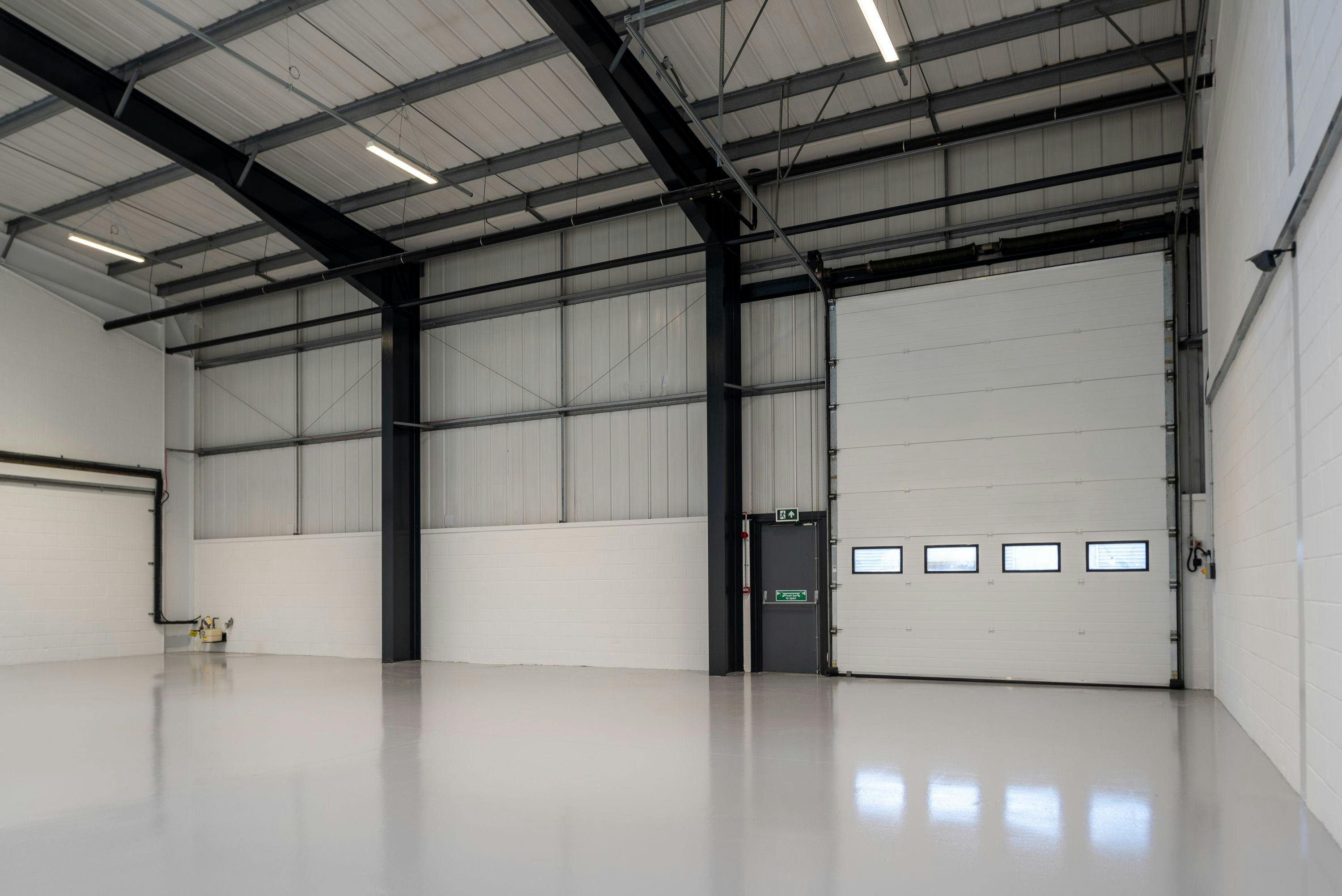 Industrial Unit in Portsmouth - photo 4