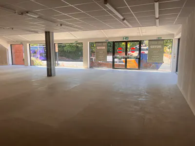 786-794 Oxford Road, Reading, Class E Retail / Leisure / Retail / Trade Counter / Trade Counter / Showroom To Let - 20260814_105557249_iOS.jpg