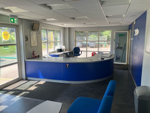 Former ATS Centre, Eastleigh, Industrial For Sale - cc6a16c6-3cda-40df-8245-0a3ad34bf30f.JPG