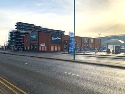 Unit 44A, Wakefield, Class E Retail / Leisure / Retail To Let - Out 1.jpg