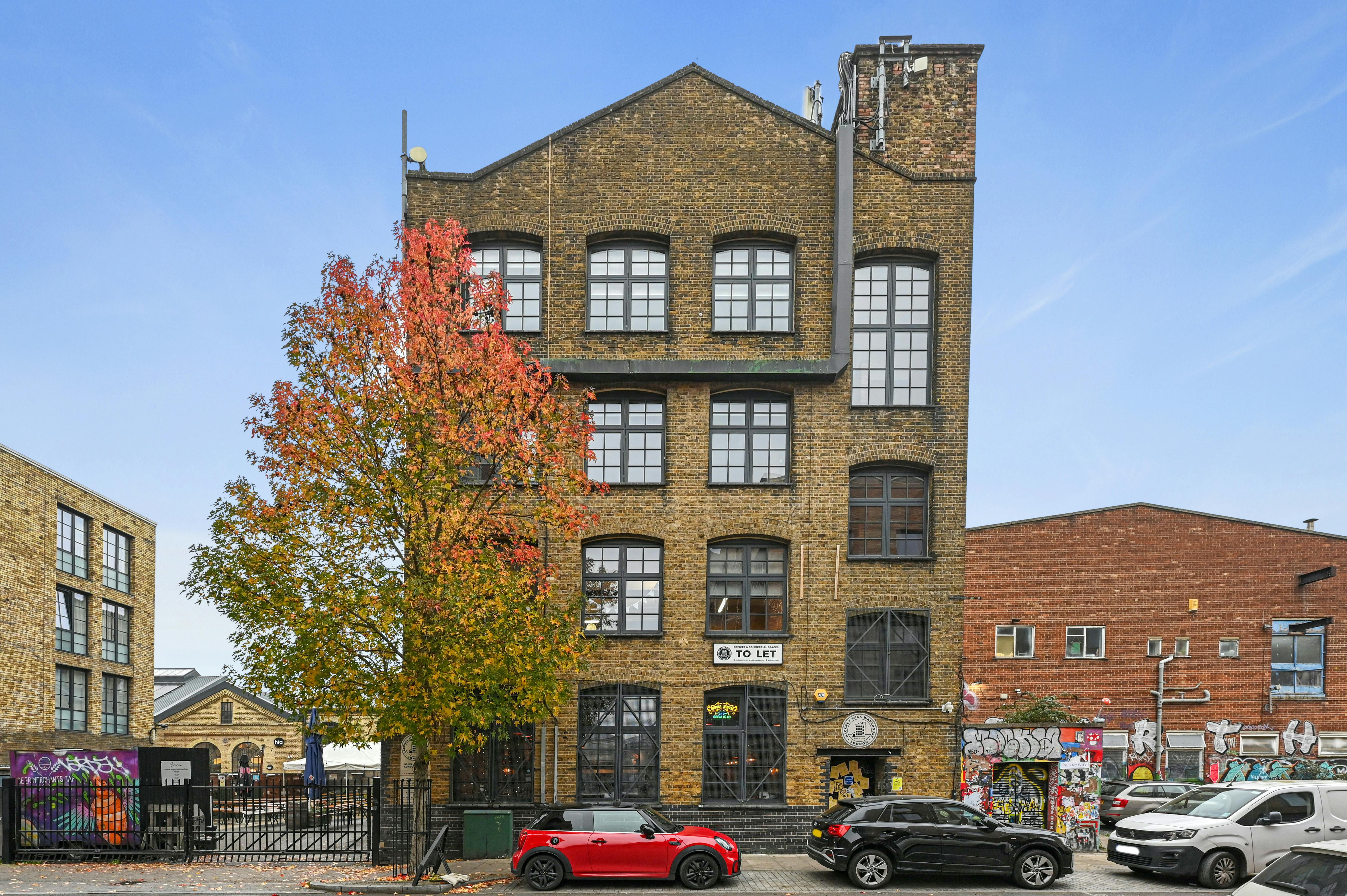 Office in London - photo 2