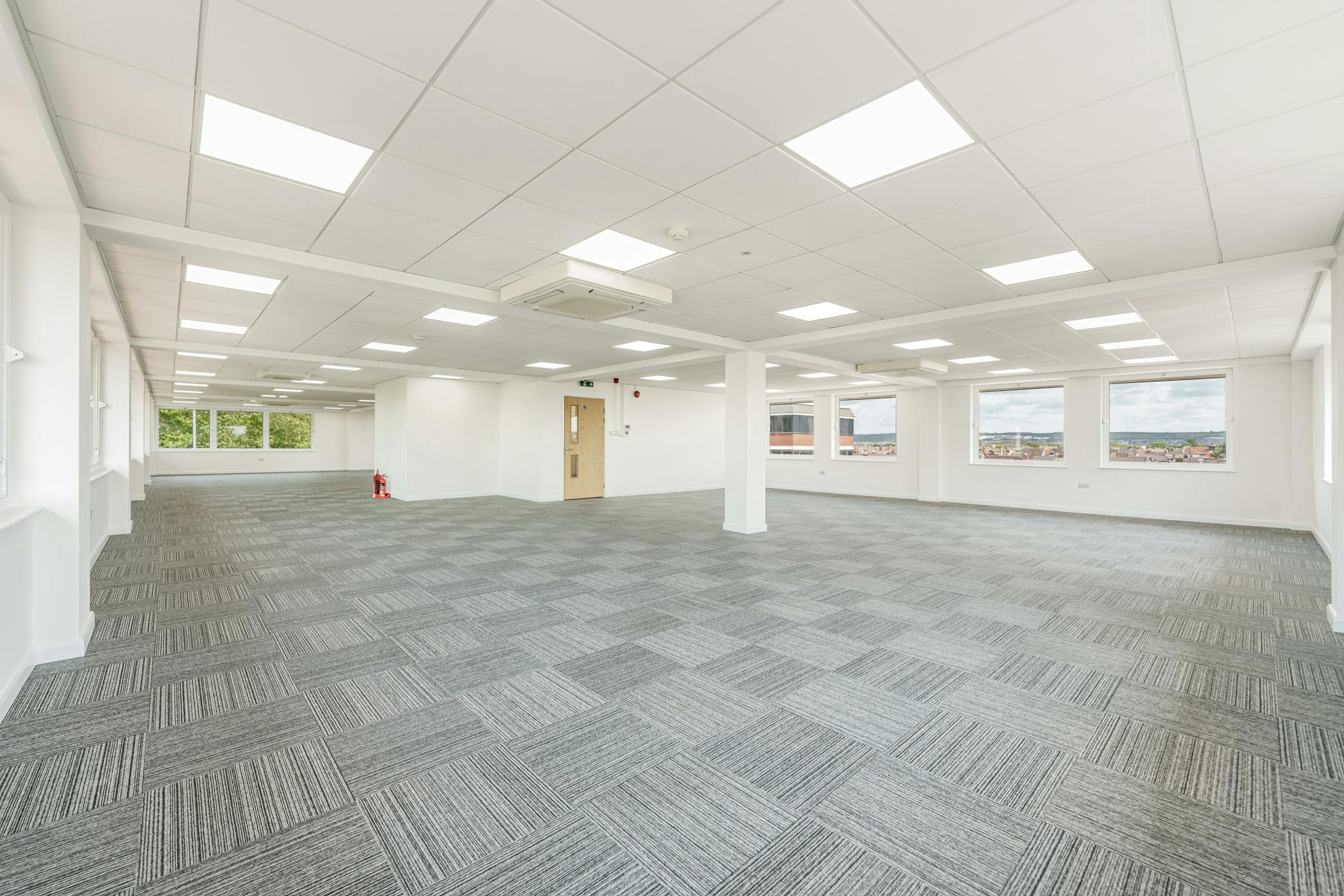 Office in Portsmouth - photo 2