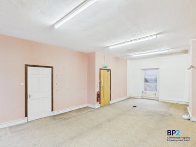 12 Guildhall Square, Carmarthen, Office / Retail - In Town To Let - CAM03725G0-PR0079-STILL013.jpg