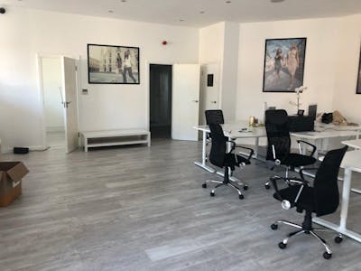 4 Wilmington Close, Watford, Office For Sale - 6.jpg