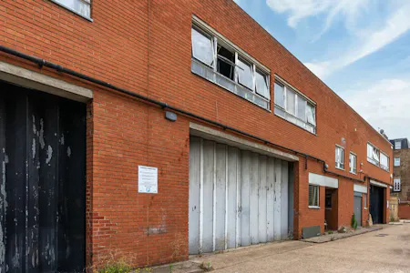Unit 6, London, Industrial To Let - zSCJr--Q.jpeg