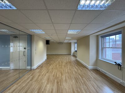 34-35 Eastcastle Street, 4th Floor, London, Office To Let - Image 5.jpeg