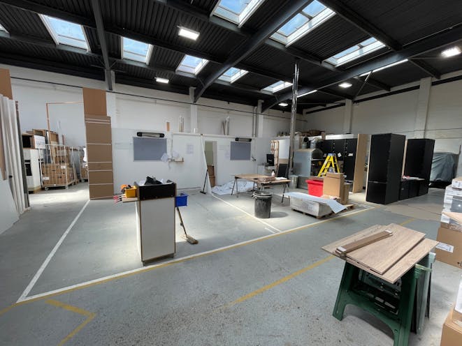 3 Loverock Road, Reading, Industrial / Warehouse For Sale - 3 Loverock Road f.jpg