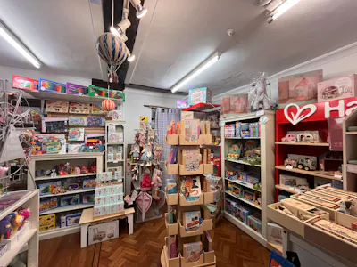 35 High Street, Amersham, E (Commercial / Business / Service) / Office / Retail For Sale - 20260615_095944712_iOS.jpg