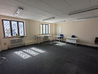 First floor, Monmouth House, Watford, Office To Let - PXL_20240916_131231800.jpg