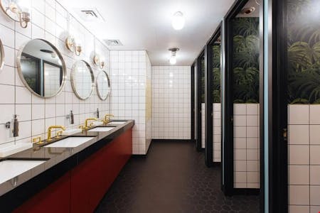 WeWork, 3 Waterhouse Square, London, Office / Serviced Office To Let - Bathroom.jpeg
