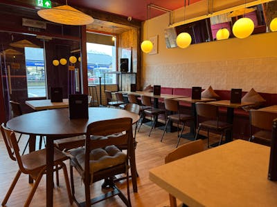 50 Cover Licensed Restaurant Bar, 219 Fenwick Road, Glasgow, A3 (Restaurants and Cafes) / Bar / Restaurant For Sale - IMG_2417.jpg