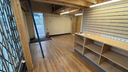 Archersfield, Basildon, Industrial / Office / Yard To Let / For Sale - WhatsApp Image 2025-02-18 at 14.04.14_7fc2477e.jpg