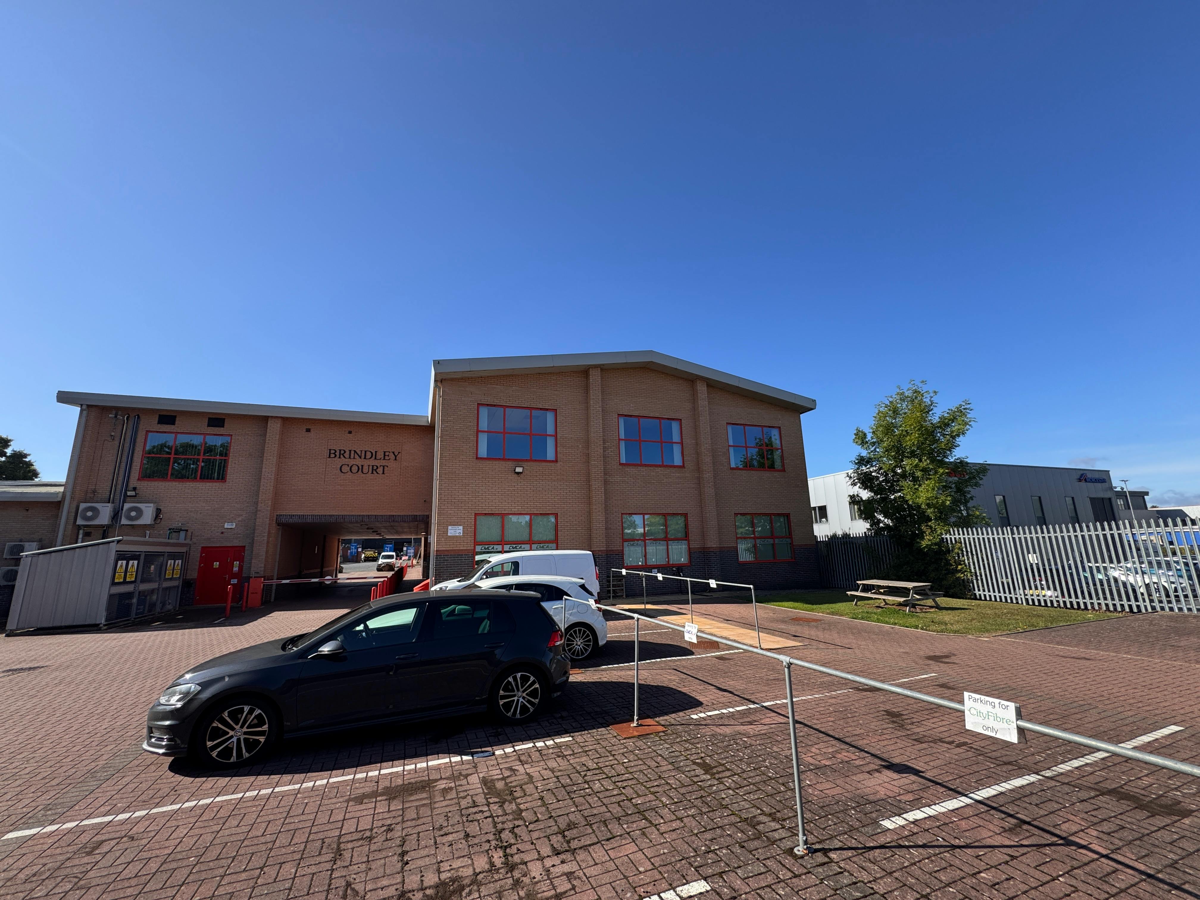 Office in Worcester - photo 2