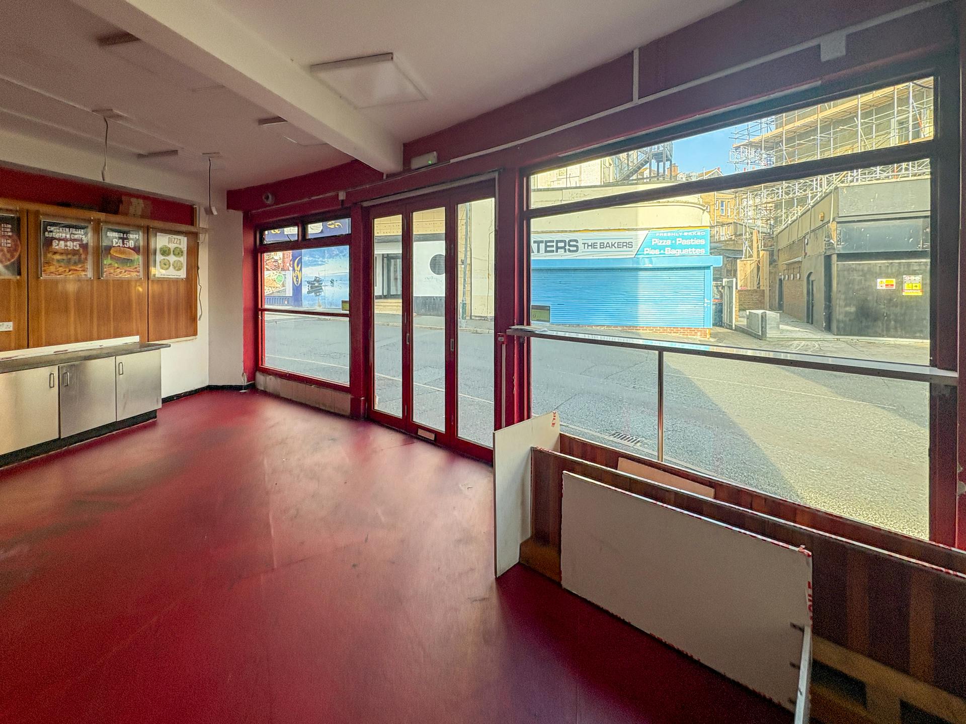 Retail/Shop in Bournemouth - photo 3