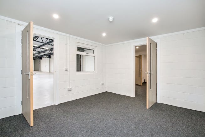 33 Viking Road, Airdrie To Let - Office.jpg