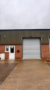 Unit 2 Lodge Yard, Aylesbury, Industrial To Let - 17.jpeg
