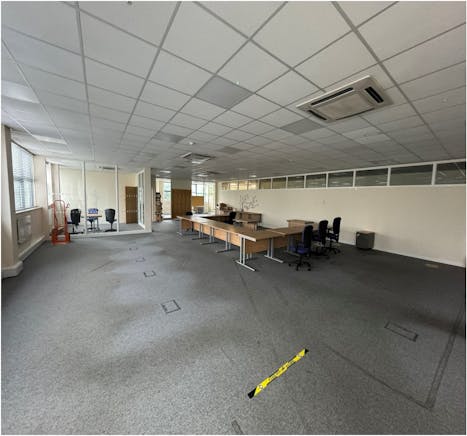 Unit 1 Tera 40 Greenford Park, Greenford, Industrial Lease Assignment - 10.jpg