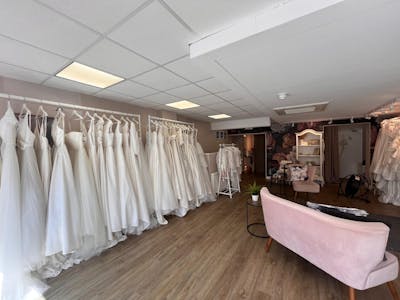 90 High Street, Tring, E (Commercial / Business / Service) / Retail To Let - WhatsApp Image 20250717 at 145428_bd5f34d1.jpg