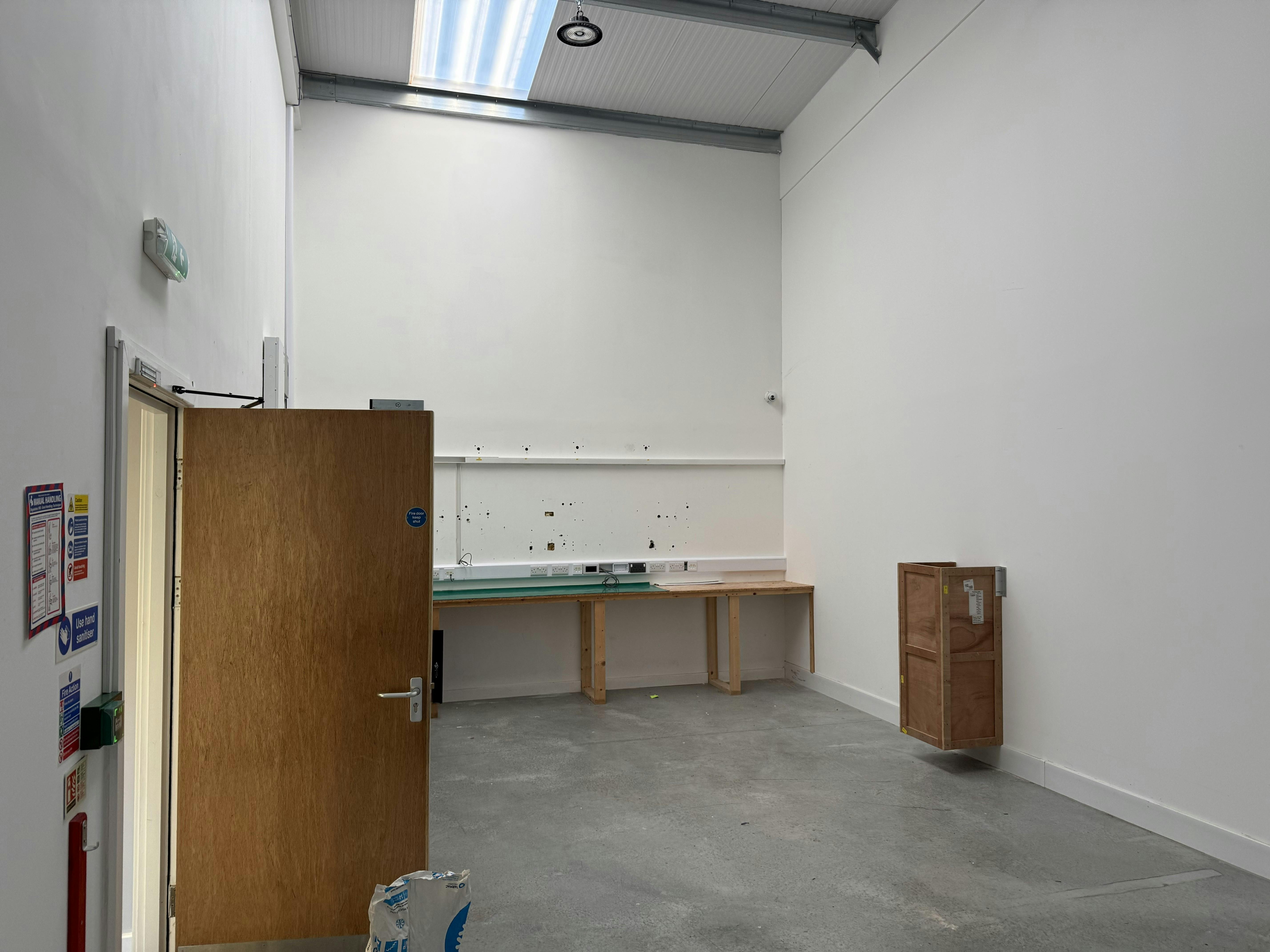 Unit 4, Doncaster — image 3