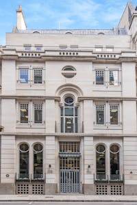 Mezzanine, 68 Cornhill, London, Office To Let - 8562168exterior01.jpg