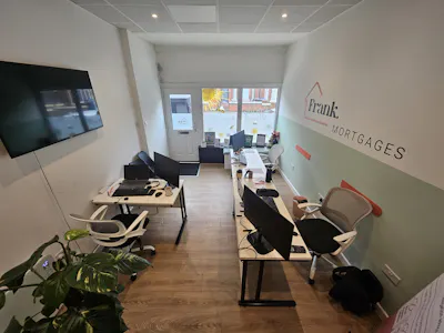 414 Gorton Road, Stockport, Leisure / Office / Retail To Let - 20260603_122827.jpg