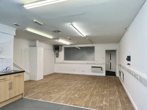 Unit 4 Hyatt Trading Estate, Stevenage, Industrial To Let - Image 7