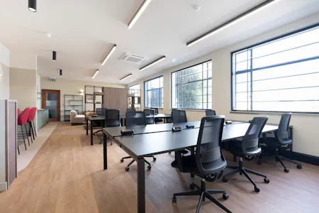 Lumiere - The HQ Building, 5 Elstree Way, Borehamwood, Office To Let - IW-120826-STI-071.jpg