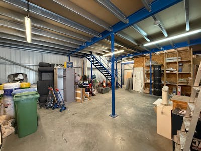 Unit G OYO Business Units, Farlington, Portsmouth, Industrial / Trade Counter / Warehouse For Sale - IMG_0735.jpg