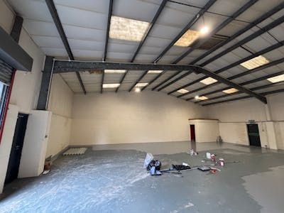 Unit 24, Ty Verlon Industrial Estate, Barry, Industrial To Let - IMG_6944.jpeg