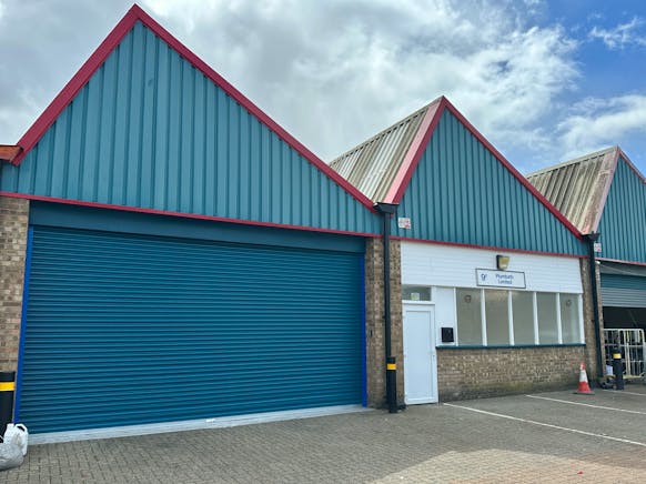 Unit 9b Britannia Estate, Leagrave Road, Luton, Industrial To Let - IMG_7834.JPG