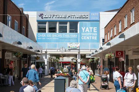 21 East Walk, Yate, Shopping Centre Unit To Let - East Walk #6.jpg