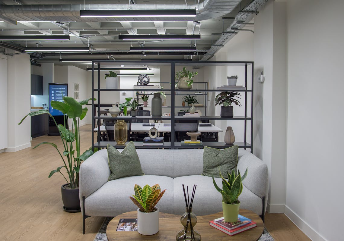 390 Strand-01.jpg 390 Strand, Office / Serviced Office To Let - 390 Strand-01.jpg