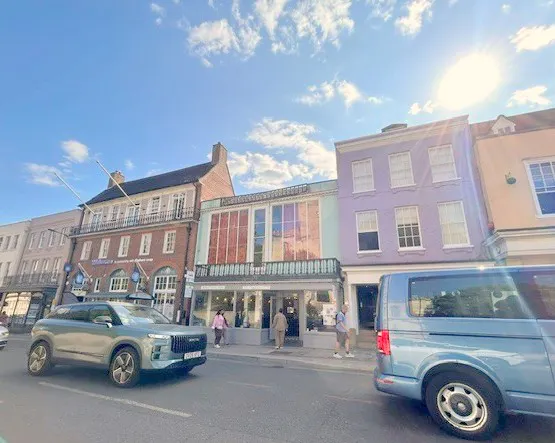 13 High Street, Windsor, A3 / Retail To Let - Street Elevation ii.jpg