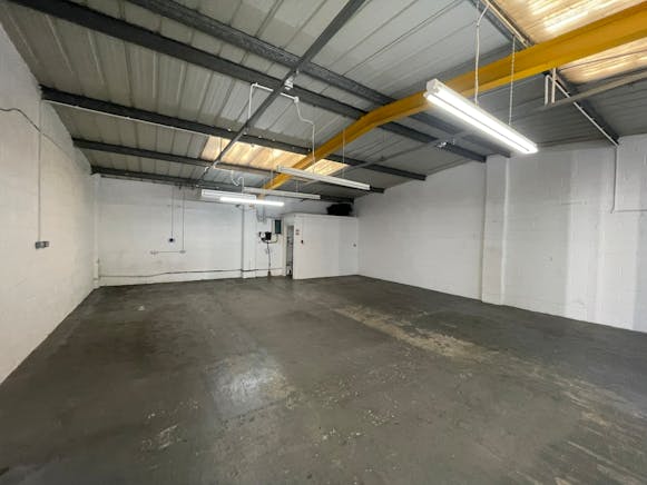 15 Conqueror Industrial Estate, St Leonards On Sea, Industrial To Let - IMG_4132.JPEG