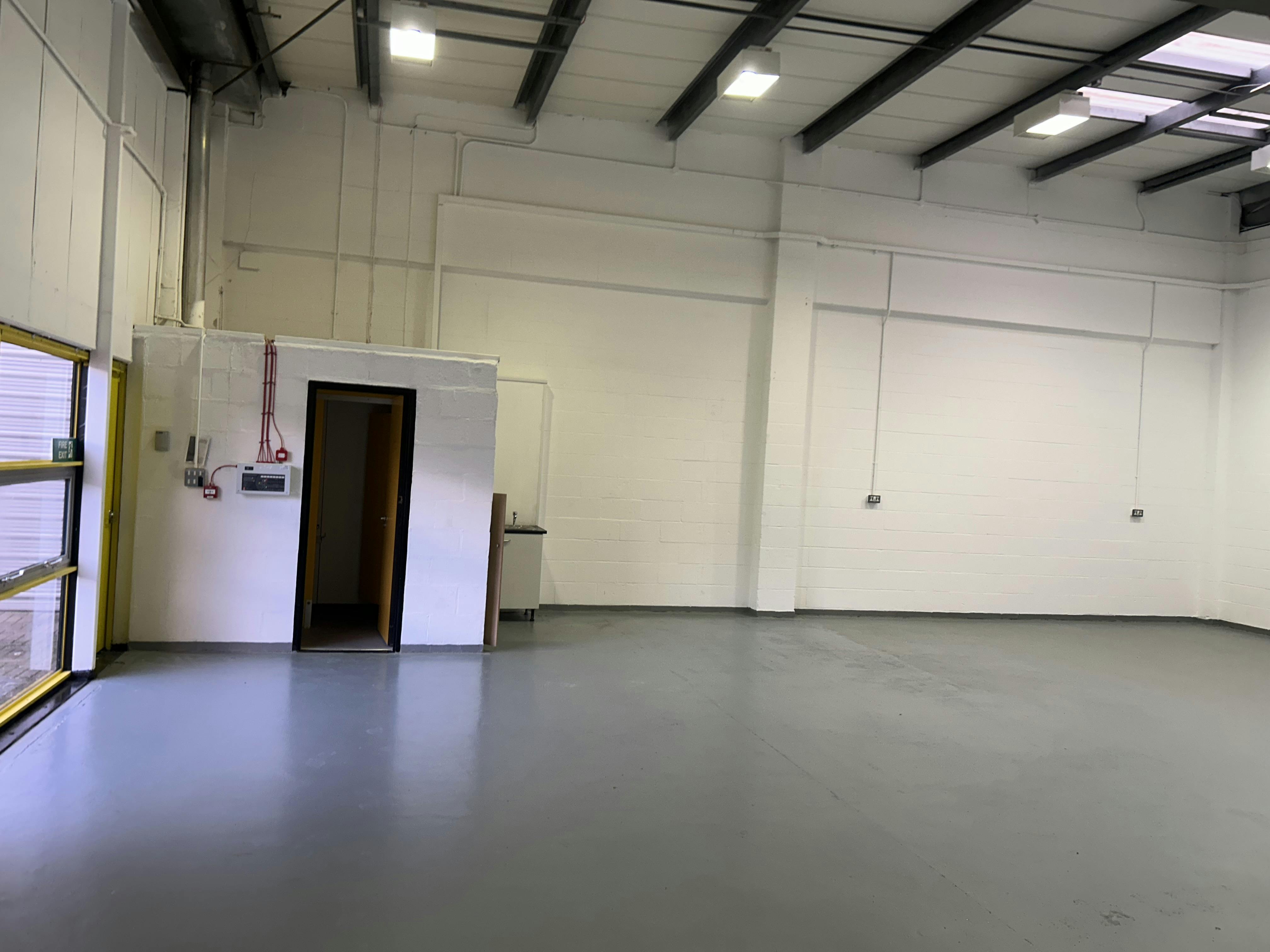 Unit 18B Ash, Kembrey Park, Swindon, Industrial To Let - IMG_1532.jpeg