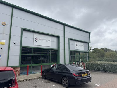 Unit C3, York Road Trading Estate, Burgess Hill, Industrial To Let - IMG_0566.jpeg