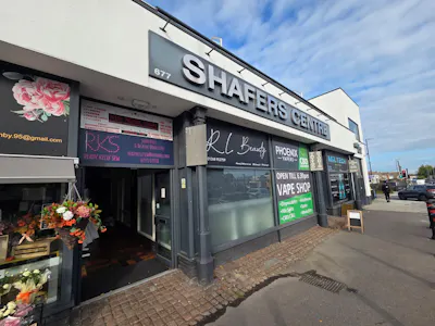 Unit 16 Shafers Arcade, Benfleet, Retail To Let - 8097de76-3f32-4fff-9f7a-490fe35e6a95.jpg