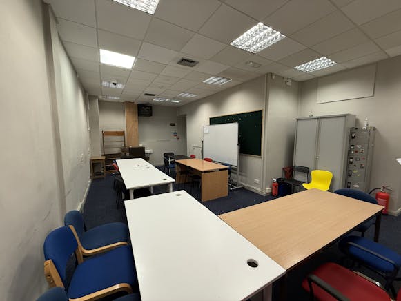 14/15 Hereward, Midgate, Peterborough, Retail To Let - GF Classroom.jpeg