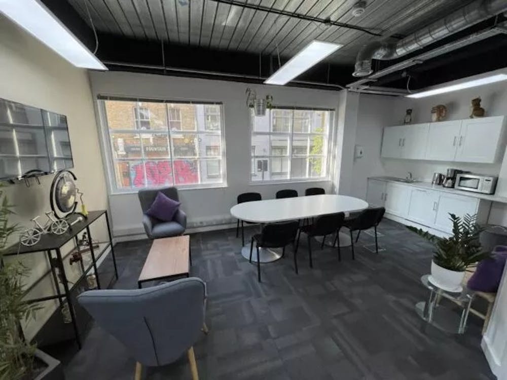 2 Bath Place - Kitchen  Breakout
